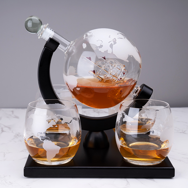 Заводская продажа на заказ 850 – обзор и цена Decanter Globe Set